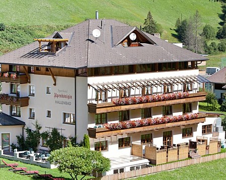 See im Paznaun Hotel Alpenkönigin