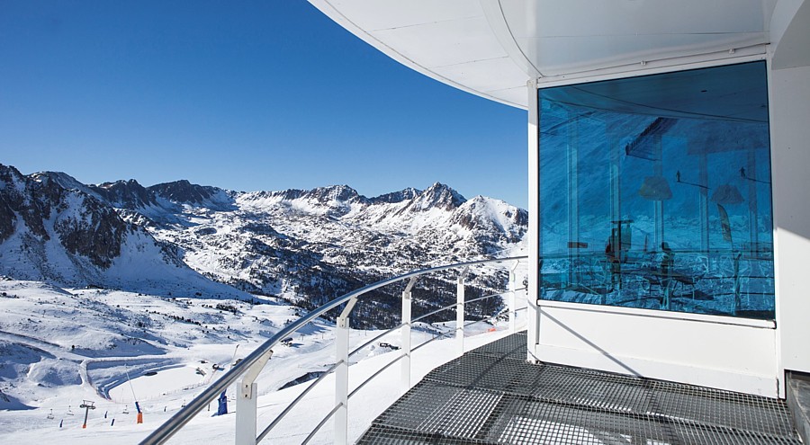 coll-blanc-terrace-grandvalira